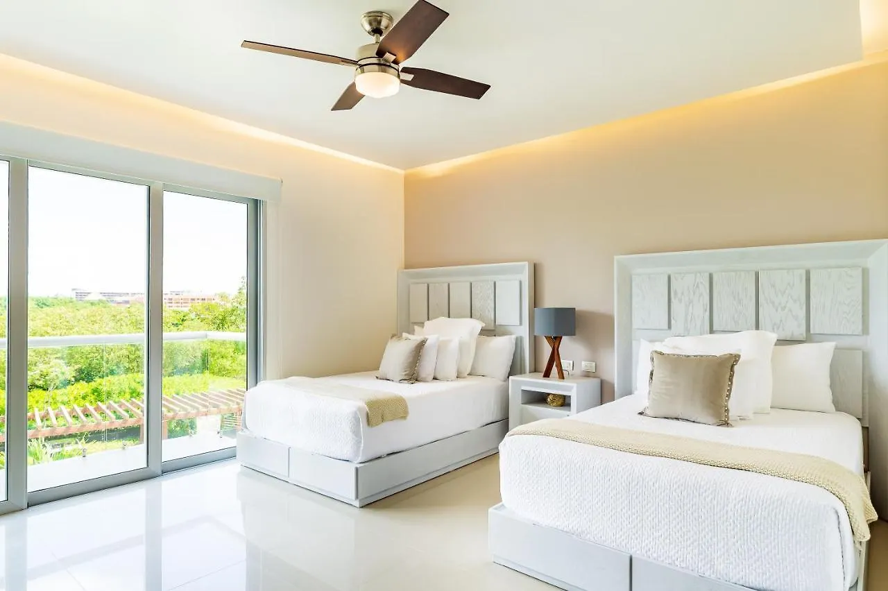 Casa Brisas Apts Playa del Carmen