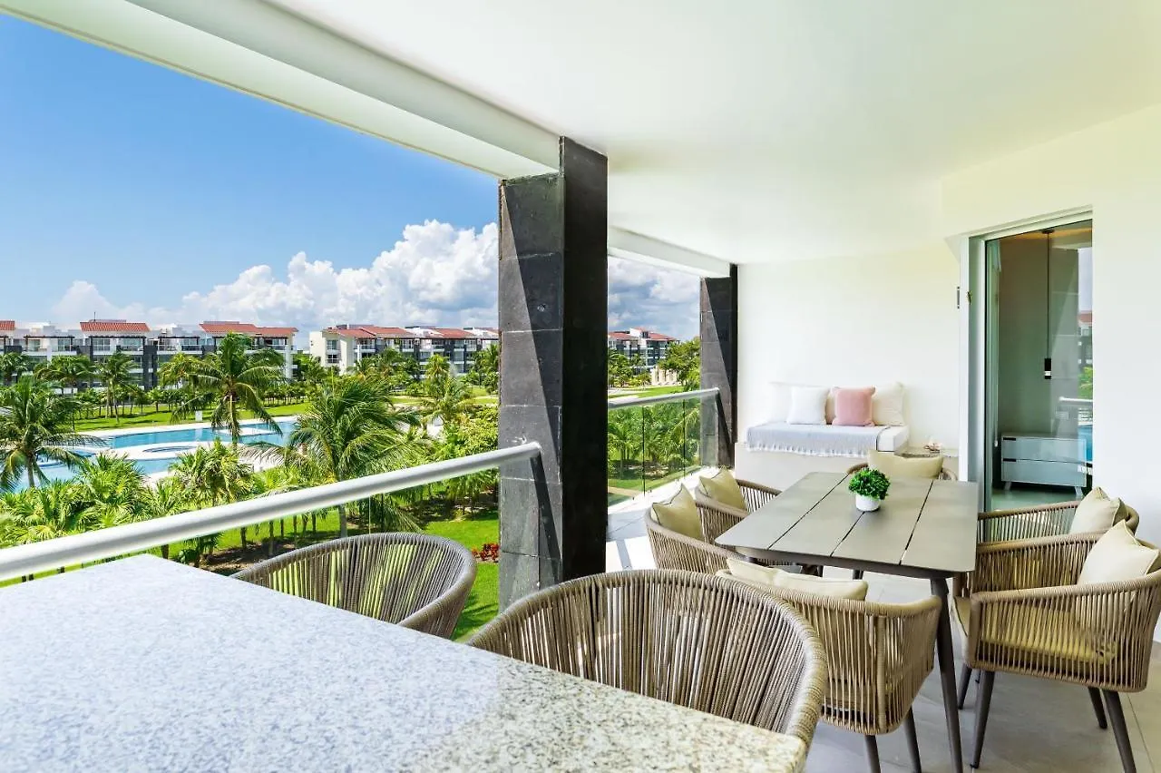 Casa Brisas Apts Playa del Carmen Apartment